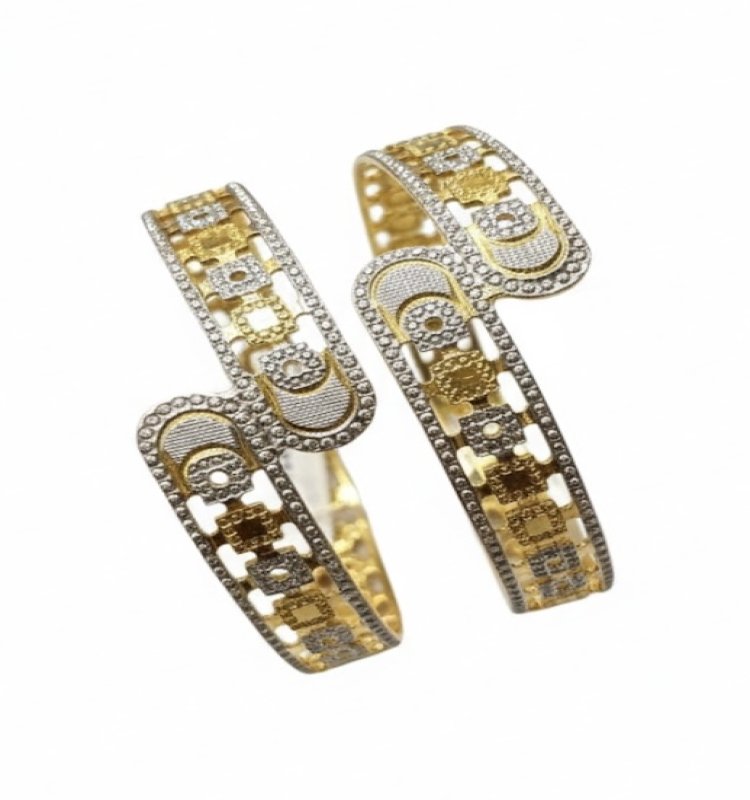 Maharani Crystal Crest Bangle