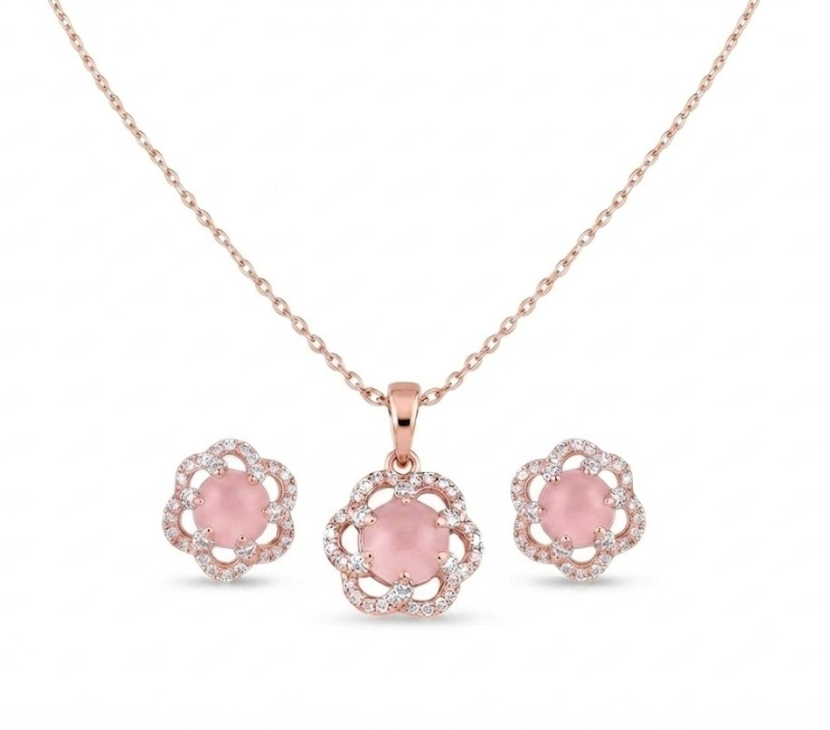 Blush Blossom 14K Diamond Pendant Set