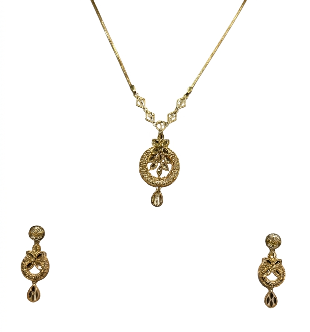 Aura Circle Pendant Set