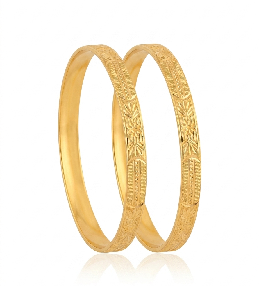 Engraved Classic Gold Bangle