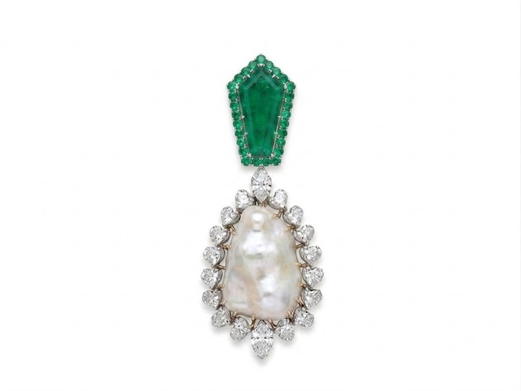 Emerald Baroque Pearl Drop Pendant